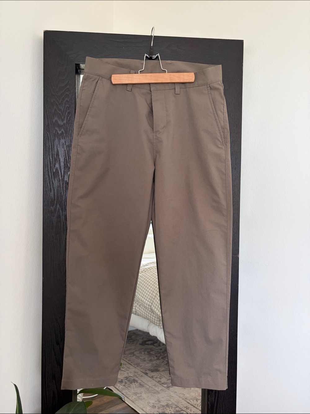 Lululemon Mens Trouser Versatwill Khaki Chino Size 31